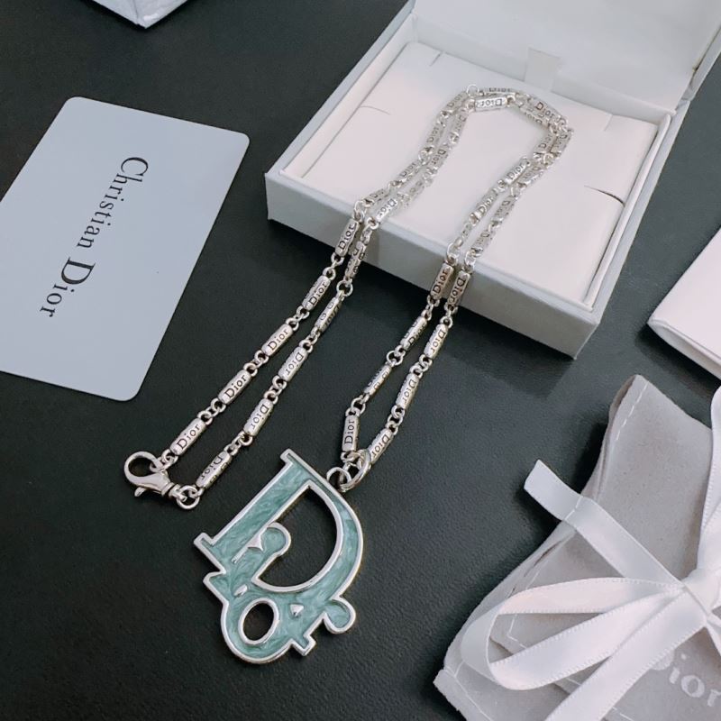 chr1st1an D10r necklaces